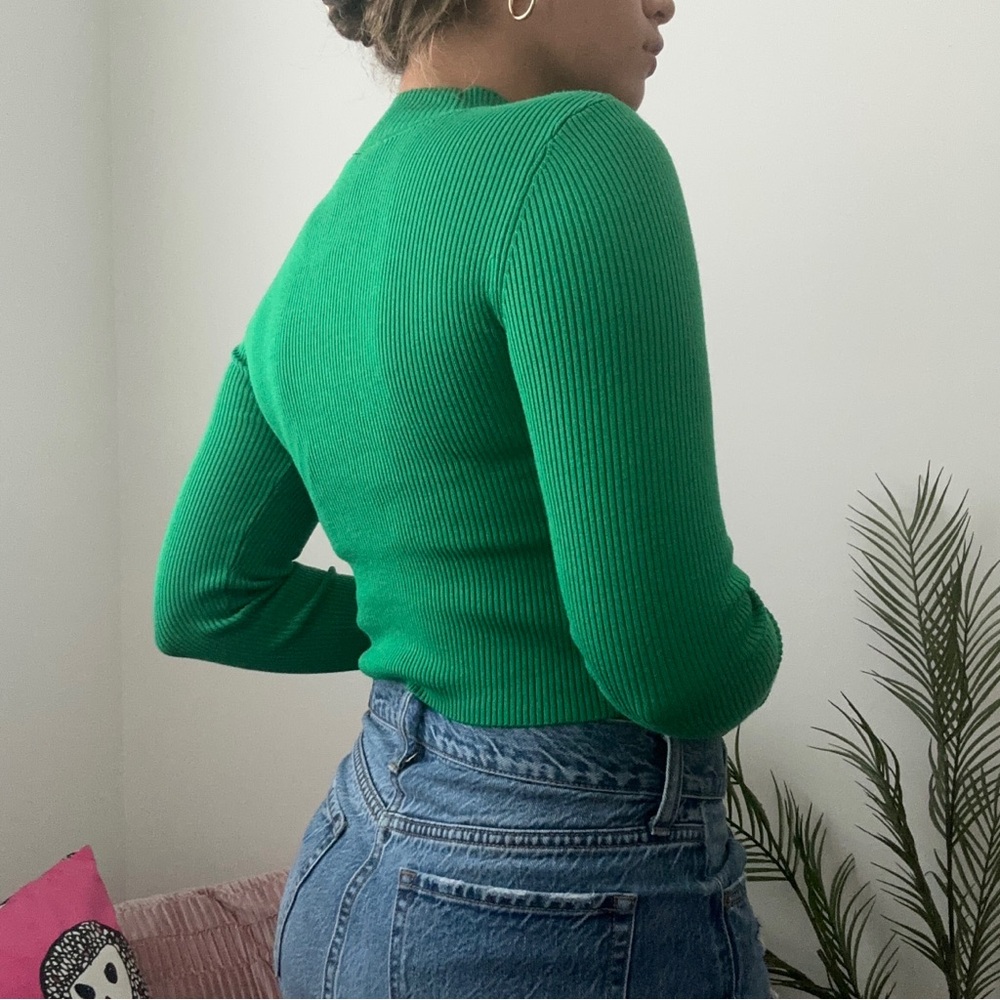 H&M Ribbed Turtleneck Top - Picture 5 of 6